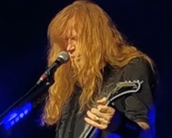 Watch: MEGADETH Performs New Single 'Tipping Point' Live For First Time