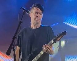 CHEVELLE's PETE LOEFFLER: 'The Guitar Is Starting To Become More Of A Struggle To Write A Song With Than It Used To Be'