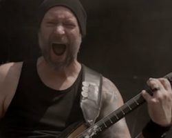 WITHIN TEMPTATION's RUUD JOLIE Explains How He Got IRON MAIDEN's STEVE HARRIS To Write Foreword For His Book