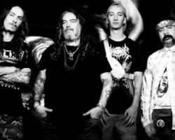 MAX CAVALERA On SOULFLY's 'Chama' Album: 'The Attitude Of It Is Very Punk In Its Essence'