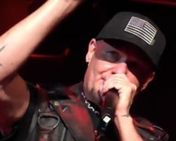 Watch: TIM 'RIPPER' OWENS Performs JUDAS PRIEST, KK'S PRIEST, BLACK SABBATH And IRON MAIDEN Songs In Madrid