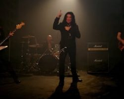 BLACK SWAN, Featuring JEFF PILSON, ROBIN MCAULEY, REB BEACH And MATT STARR, Announces Third Album 'Paralyzed'