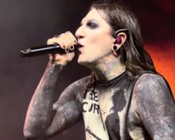 MOTIONLESS IN WHITE To Release New Single 'Afraid Of The Dark' In January