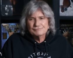 WHITESNAKE's DAVID COVERDALE Announces Retirement: 'It's Time For Me To Call It A Day'