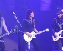 Watch: KISS Joined By BRUCE KULICK During Electric 'Unmasked' Set At 'KISS Kruise: Landlocked In Vegas' Event