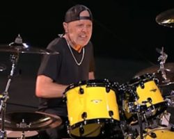 LARS ULRICH Says He 'Works Harder' At Staying Fit For METALLICA's Physically Demanding Live Performances