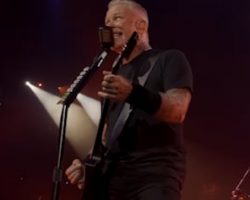 METALLICA Fans Charged With Trespassing After Climbing Tower At Perth Show