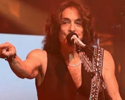 PAUL STANLEY Says New KISS Music Would Have 'Classic' Vibe With Lyrics About 'Freedom, Self-Empowerment' And 'Enjoying Life'