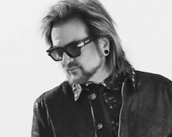 THE ROCKETT MAFIA, Featuring POISON Drummer RIKKI ROCKETT, Signs With PAVEMENT ENTERTAINMENT