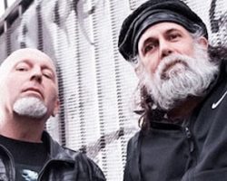 CHRIS BARNES On Upcoming SIX FEET UNDER Album: 'No Fillers, No Modern Tricks Or Bulls**t'